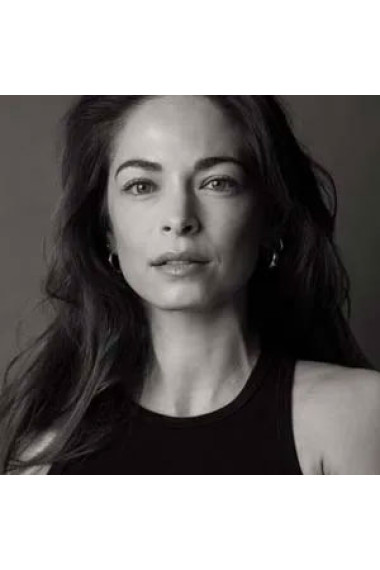 Kristin Kreuk TV Series Movies Jackets And Outfits Merchandise