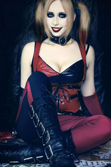 Harley Quinn Arkham City Batman Maroon Cosplay Leather Vest