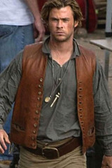 Chris Hemsworth In The Heart Of The Sea Owen Chase Vest