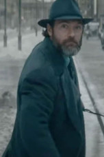 jude-law-fantastic-beasts-trench-coat