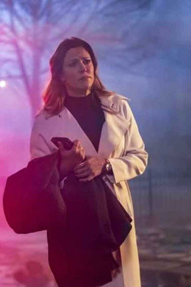 Amy Winslow Jill Wagner Mystery 101 White Cotton Trench Coat