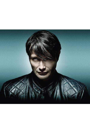 hannibal-tv-series-mads-mikkelsen-leather-jacket