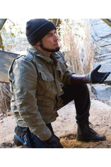 killing-season-john-travolta-jacket