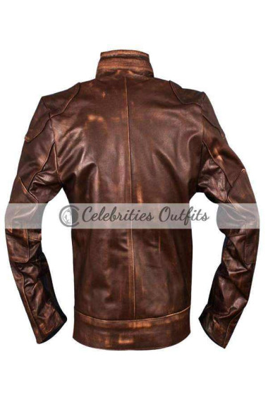lockout-guy-pearce-brown-jacket