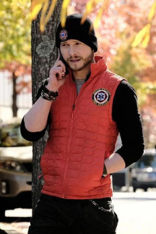 Matt Czuchry The Resident Conrad Hawkins Red Vest