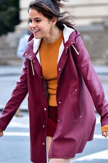 Selena Gomez A Rainy Day In New York Chan Coat