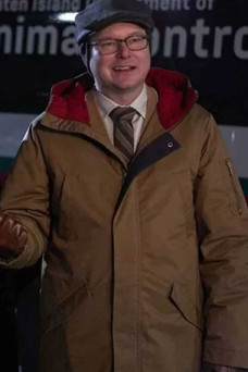 Mark Proksch What We Do In The Shadows Colin Robinson Coat