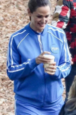 Jennifer Garner Allison Torres Yes Day Stripes Track Jacket jennifer-garner-yes-day-jacket