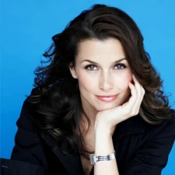 Bridget Moynahan Jackets (1)