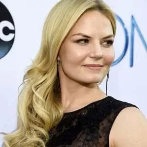 Jennifer Morrison Leather Jackets And Outfits 