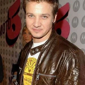 Jeremy Renner Jackets And Outfits