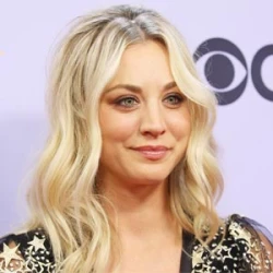 Kaley Cuoco Jackets (5)