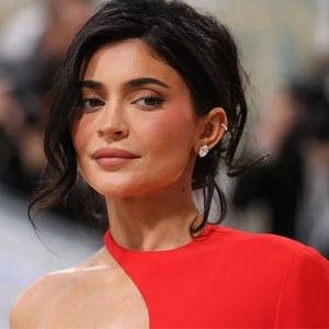 Latest Kylie Jenner Costumes Leather Jackets And Trench Coats