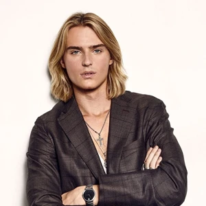 Luke Eisner Leather Jackets And Cotton Coats Collection