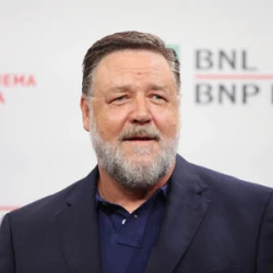 Russell Crowe Jackets (1)