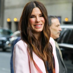 Sandra Bullock Jackets (5)
