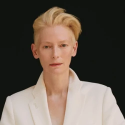 Tilda Swinton Jackets (4)