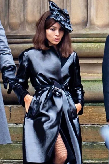 Selina Kyle The Batman Zoe Kravitz Catwoman Black Trench Coat