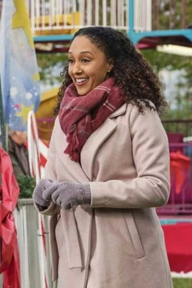 Tamera Mowry Housley Cheryl Jenkins Christmas Comes Twice Coat