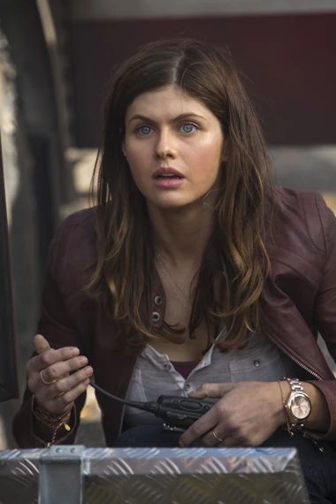 Alexandra Daddario San Andreas Blake Gaines Leather Jacket