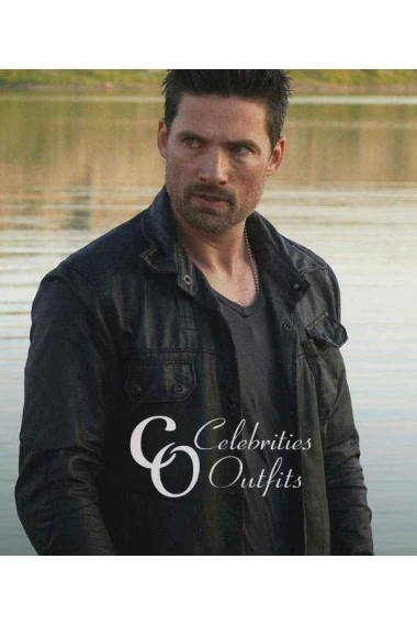 alphas-tvseries-warren-christie-leather-jacket