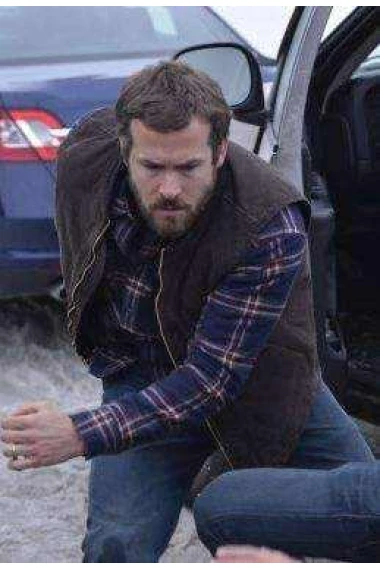 ryan-reynolds-captive-vest