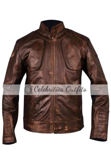 lockout-guy-pearce-brown-jacket