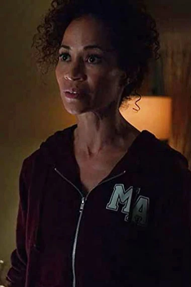 Locke And Key Sherri Saum Ellie Whedon Burgundy Fleece Hoodie