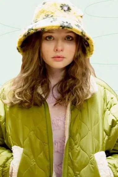 Zoe Colletti Only Murders In The Building Lucy Puffer Jacket