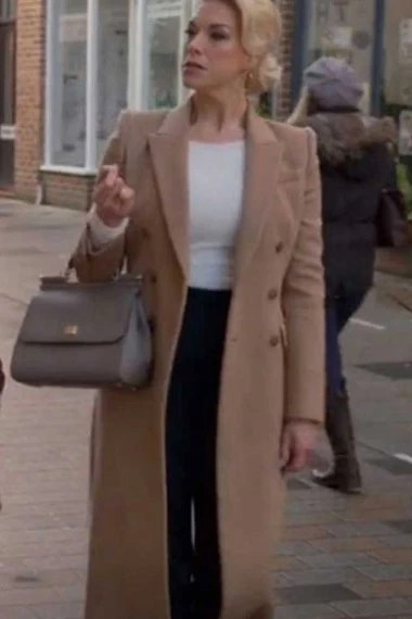Rebecca Welton Ted Lasso Hannah Waddingham Beige Trench Coat