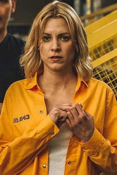 Vis a vis El Oasis Maggie Civantos Macarena Ferreiro Jacket vis-a-vis-el-oasis-macarena-ferreiro-jacket